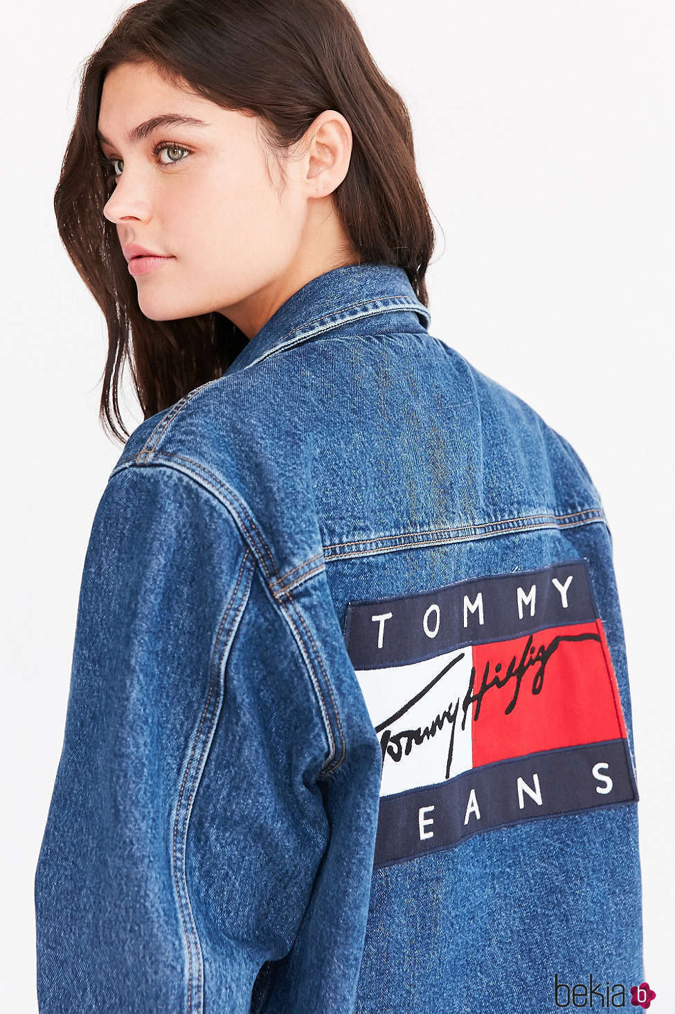 Chaqueta vaquera de Tommy Jeans para Urban Outfitters