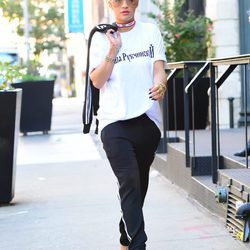 Rita Ora paseando por Nueva York