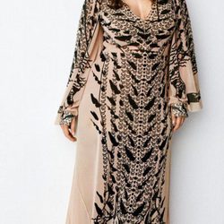 Ashley Graham con un vestido de H&M