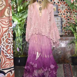 Vestido rosa de Roberto Cavalli primavera/verano 2017 en la Milán Fashion Week