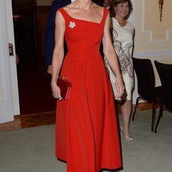 Kate Middleton con un total look rojo en la recepción de la Casa del Embajador de Victoria