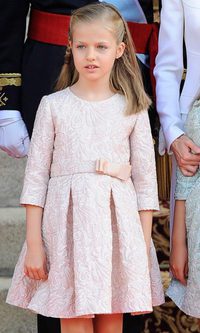 La pequeña Leonor, rosa palo para estrenarse como Princesa de Asturias