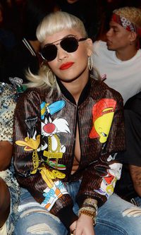Rita Ora, al destape con los Looney Tunes